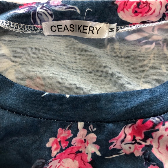 Ceasikery Women’s 3/4 Length Sleeve Top - Picture 6 of 8
